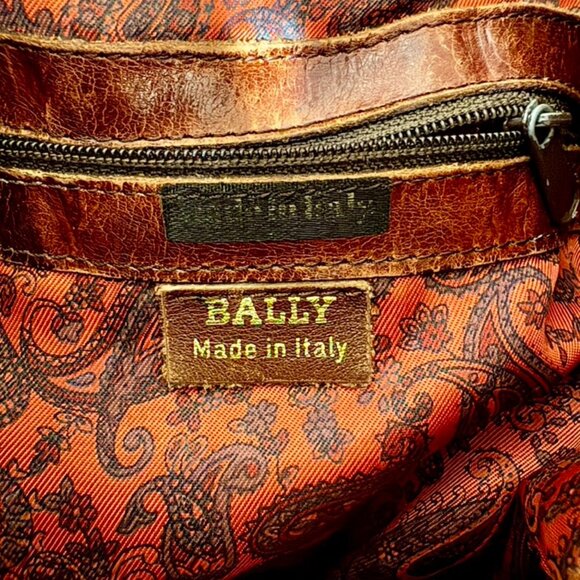 Bally Vintage Embossed Crocodile Chestnut Tan Leather Drawstring Bucket Handbag - Picture 9 of 16